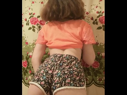 ❤️ Leanabh òg sexy a ’toirt dheth na shorts aice air a’ chamara ️❌ Pornagraf càileachd leinn gd.myinvest.top ️❤